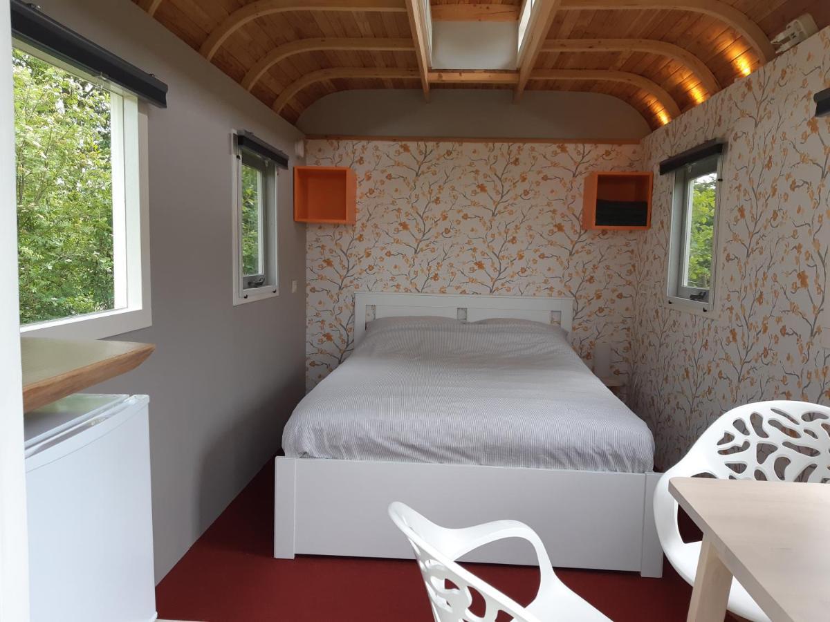 B&B Pipowagen "Het Wellnesst" Op Wellness Camping En B&B Stoltenborg Meddo Exterior foto